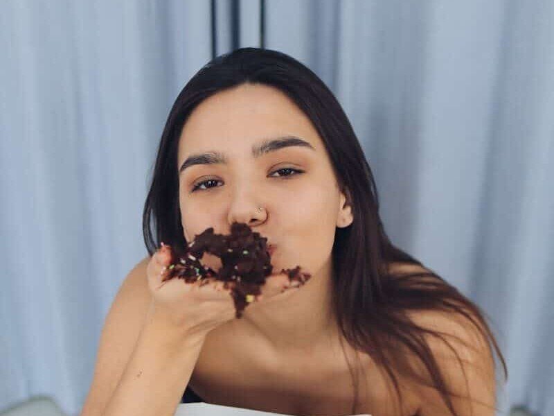 Craving Something Sweet? Try THESE 6 Healthy Snack Options To Satisfy Your Tastebuds