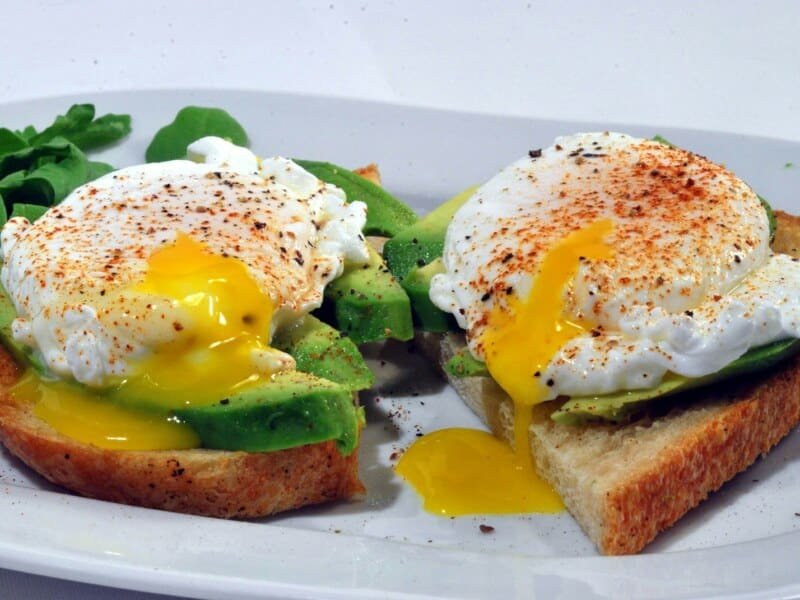 7 Easy And Healthy Breakfast Options Canadians Can Opt For During Hot Summer Days