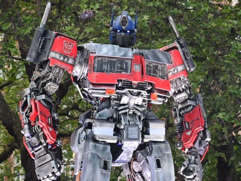 Hasbro Brings Optimus Prime and Megatron Into the AI Era — But Experts See Potential Risks
