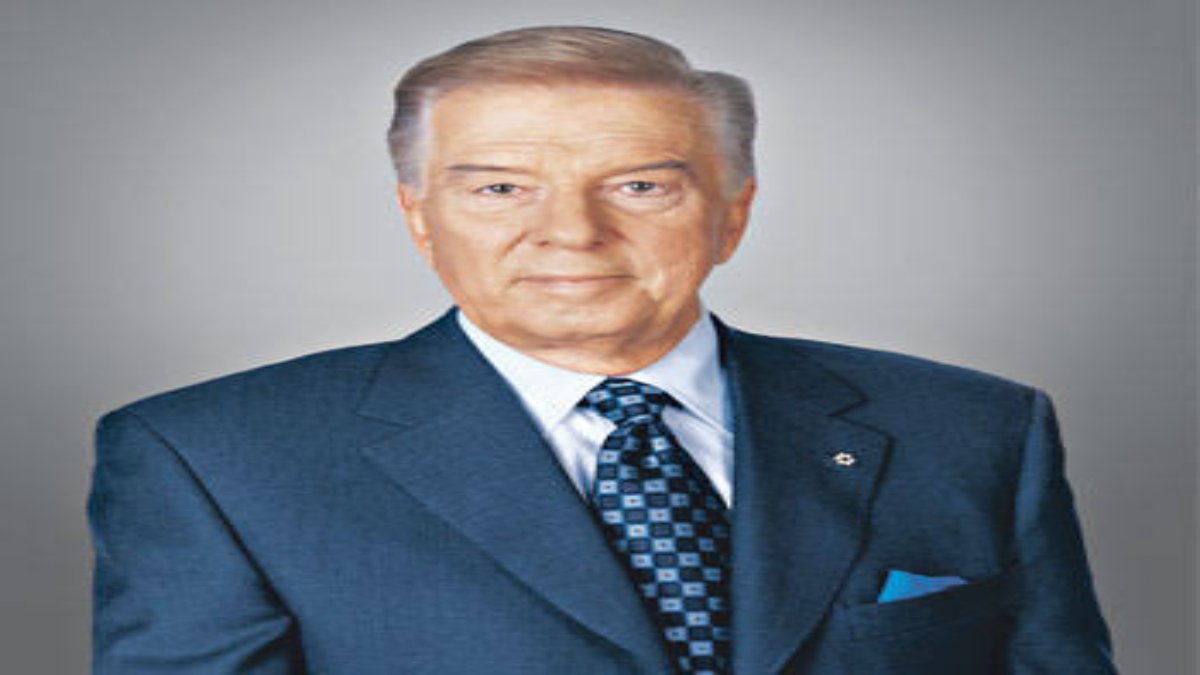 Lloyd Robertson