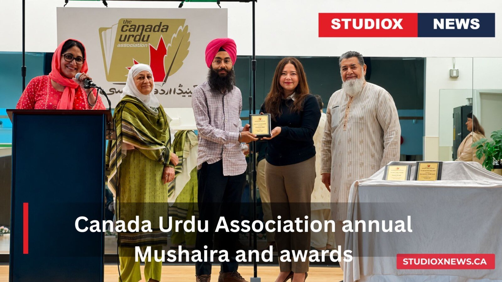 MLA Amna Shah presenting the Farogh-e-Sukhan Award to Harsimran Singh